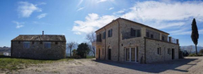 Hotels in Cellino Attanasio